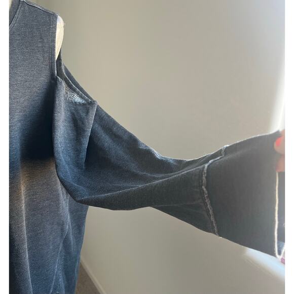 Calvin Klein Washed Black Cold Shoulder Long Sleeve Crew Neck Sweatshirt 3X - Picture 6 of 9